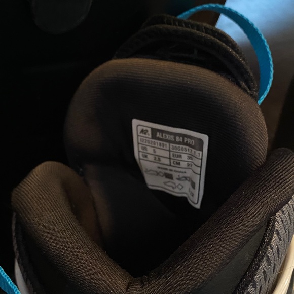 K2 Alexis 84 Pro Women's Inline Skates - Black and Blue - Picture 3 of 5